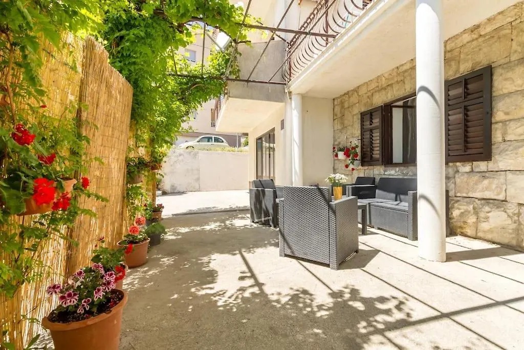 Apartments Marasovic - Lea Split 0*,  Croatia